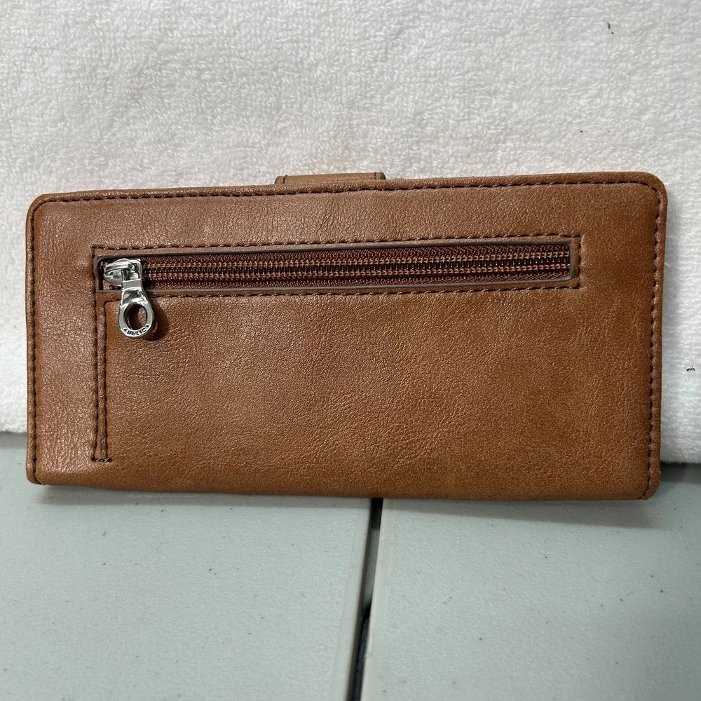 Relic Womens RFID Brown Leather Colorblock Bifold Wallet New